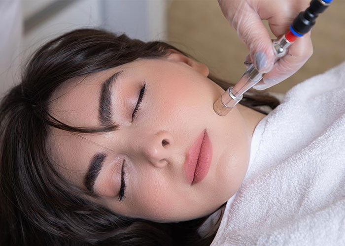 میکرودرم آبریژن با نوک الماسی