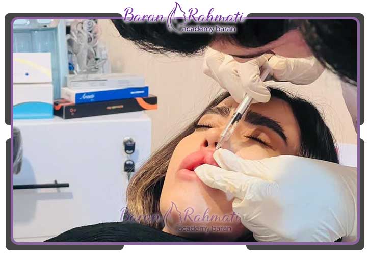 آموزش تزریق بوتاکس و ژل لب در سمنان