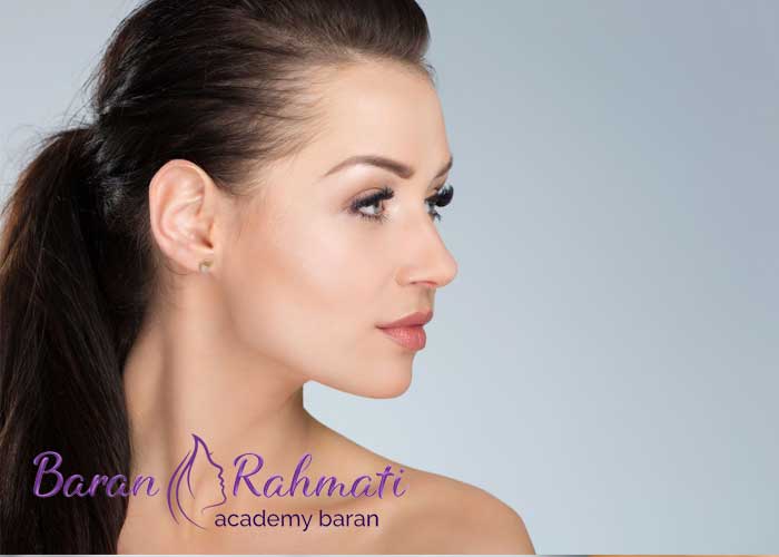 Read more about the article آموزش تزریق ژل برای صورت لاغر + به همراه 5 نکته مهم که باید بدانید!