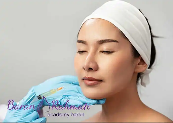 Read more about the article آموزش ژل و بوتاکس در افغانستان