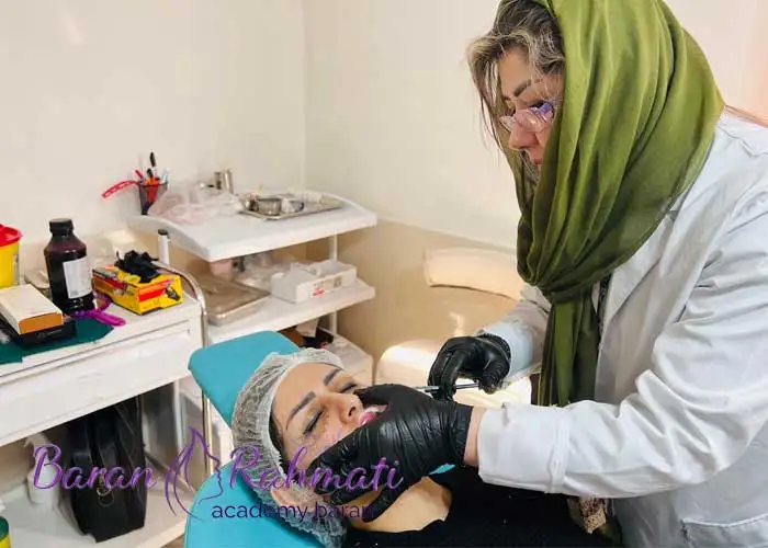 Read more about the article آموزش ژل و بوتاکس ارومیه + مدرک معتبر✅